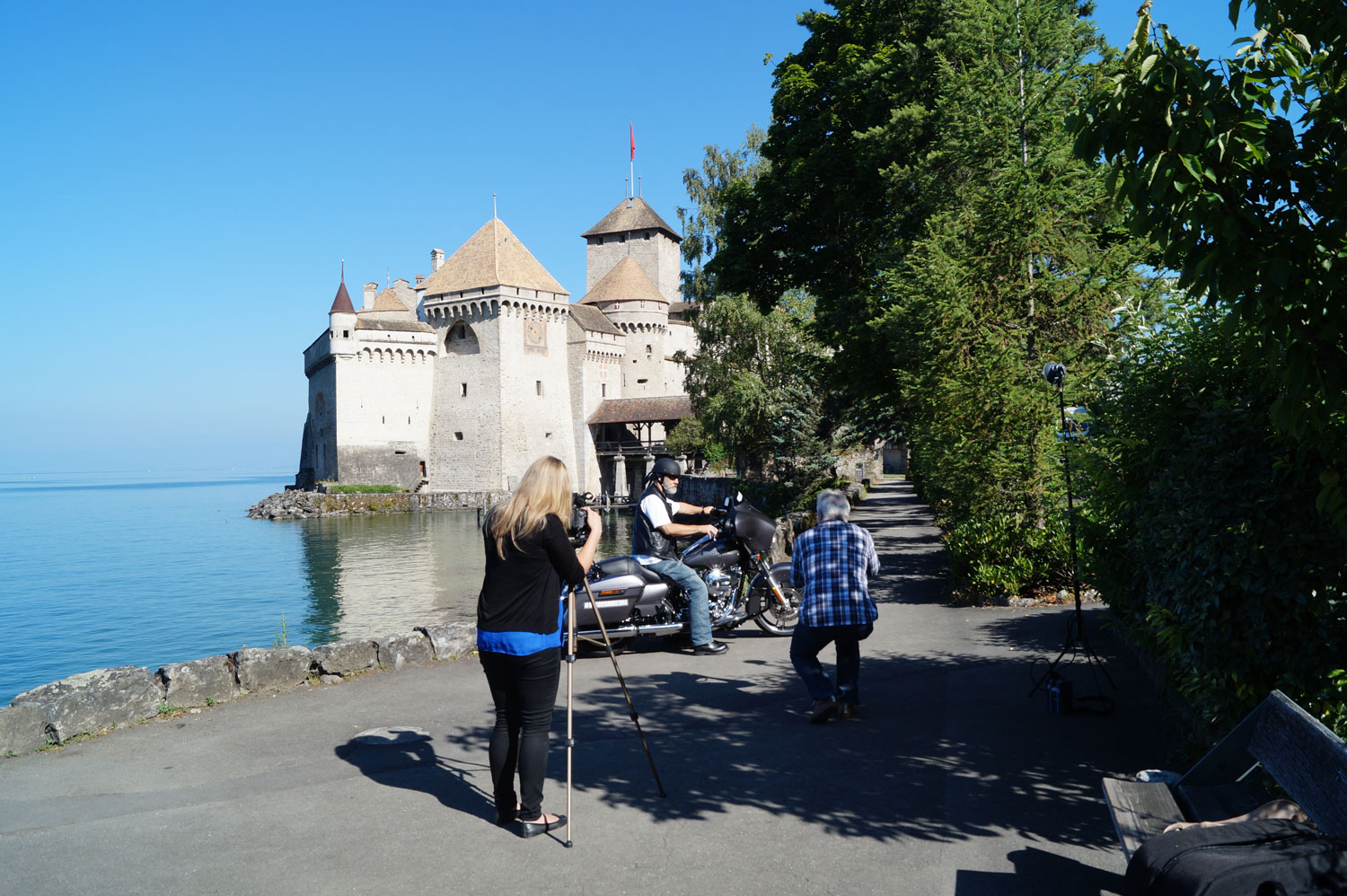 Bientôt l'heure du départ, devant le Châateau de Chillon