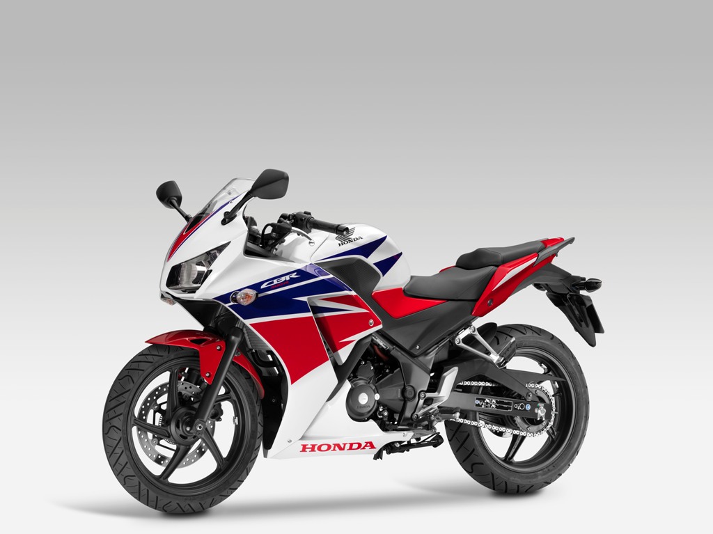 Honda_CBR300Rsmall_2