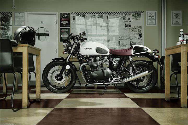 Thruxton-Ace-1