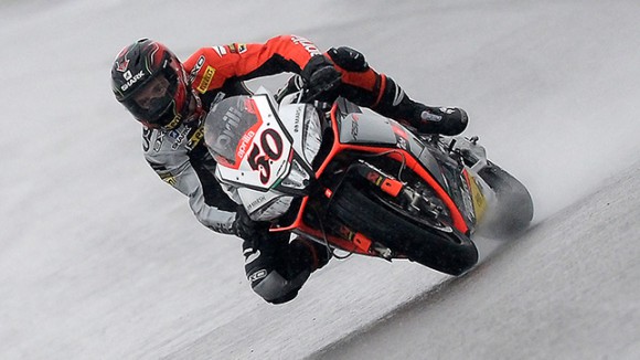 1re manche Superbike: Vive l’esprit d’équipe!
