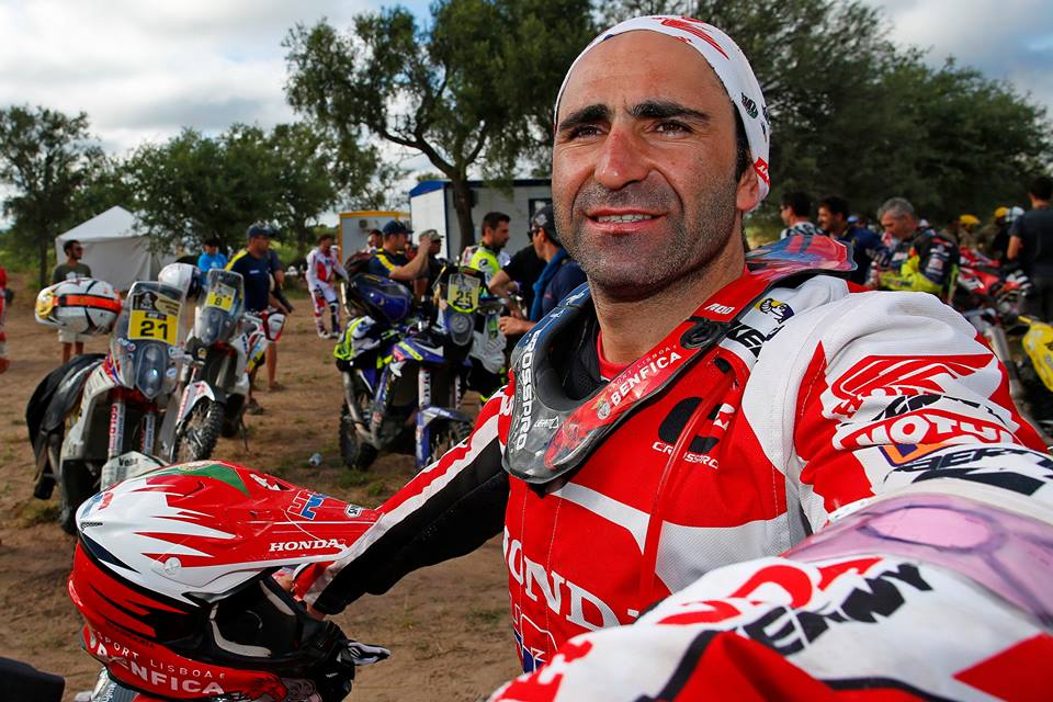 Paulo Gonçalves (Honda), heureux malgré tout d''être sur le podium final.