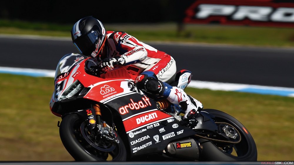 Le célèbre Australien Troy Bayliss n'a pas eu beaucoup de temps pour rouler.