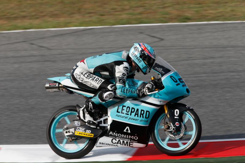 Le leader du championnat Moto3 s’impose au finish à Barcelone