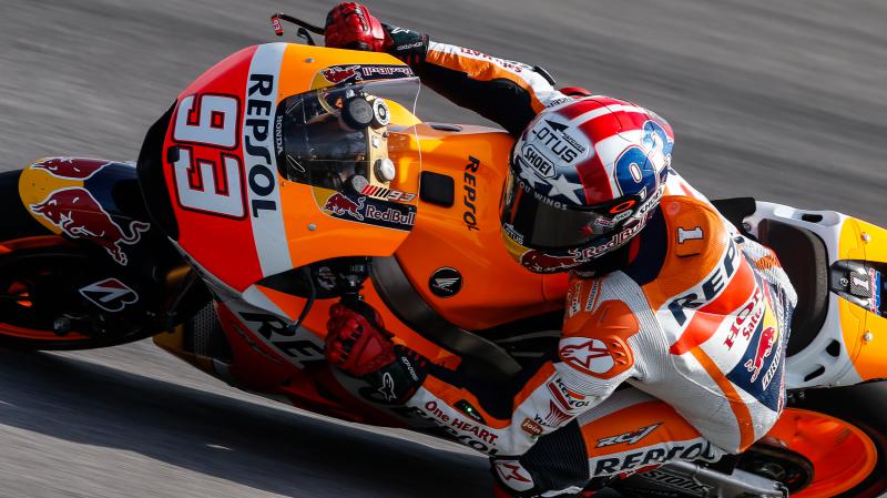 Marquez l’emporte encore une fois sur sol américain, devant Lorenzo et Rossi