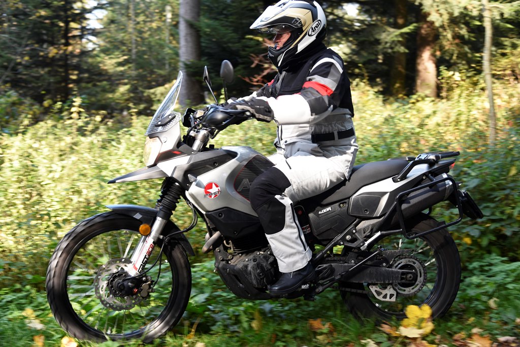 mash adventure 400r