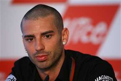 Melandri testeur star chez MV Agusta pour le SuperBike