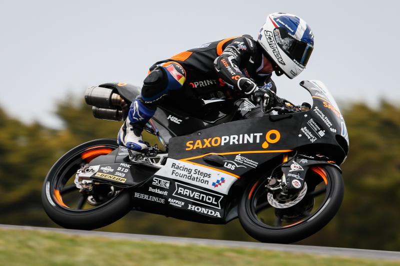 Moto3 à Phillip Island – première pole pour McPhee, Kent pénalisé