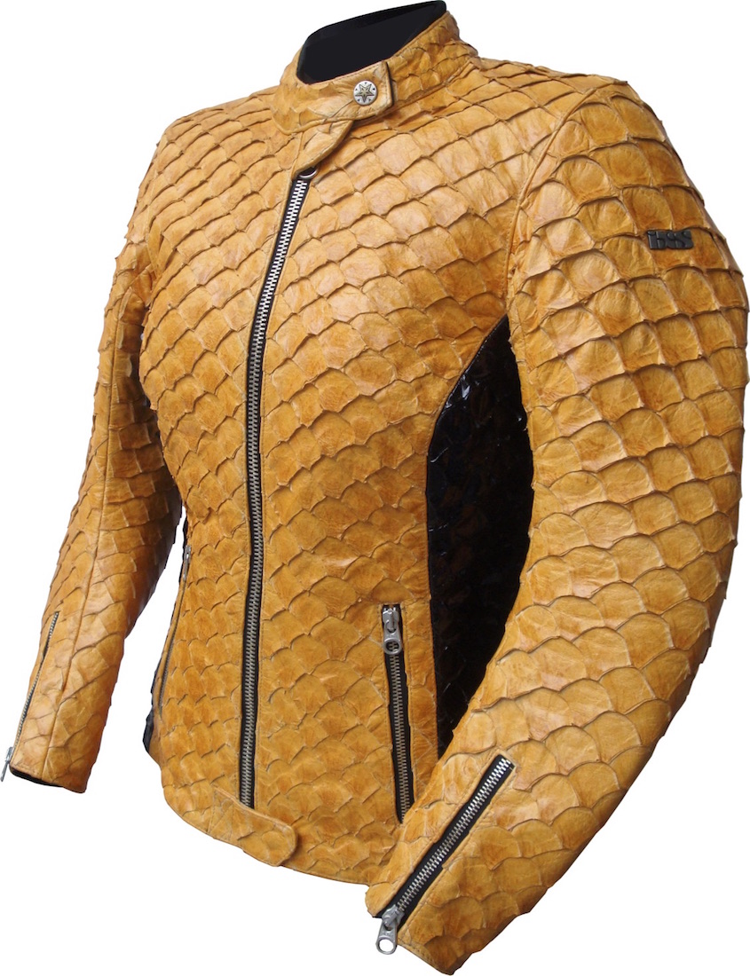 Le blouson en écailles de poisson Arapaima.