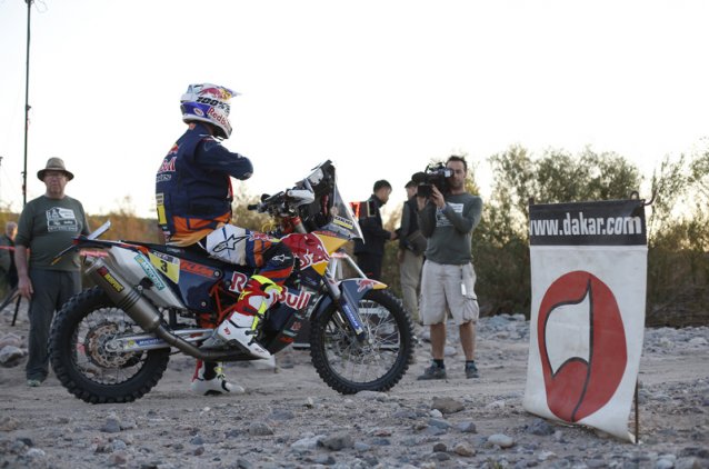 Dakar 9e étape – Price vainqueur après la neutralisation de la course