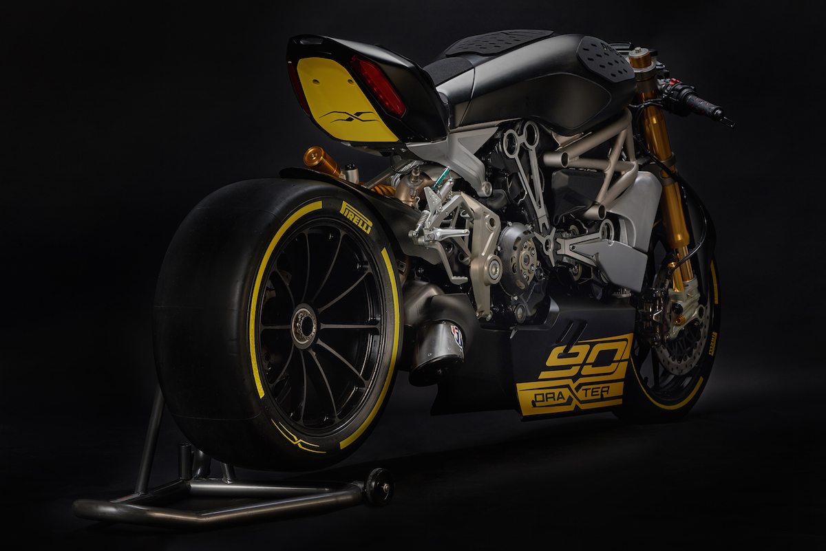 Ducati_2-dragXter_02