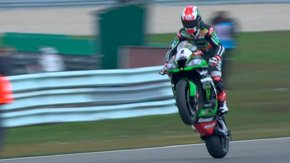 Superbike à Assen – Rea gagne la 1re manche avec classe!