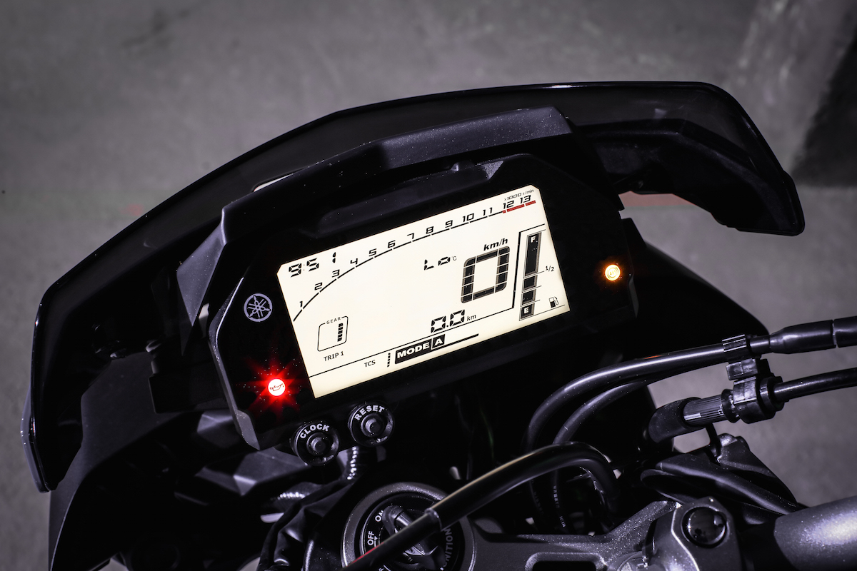 Le cockpit de la Yamaha MT-10