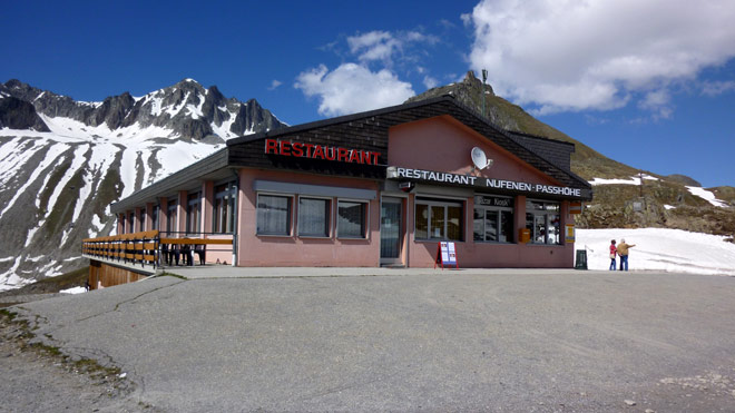 Restaurant Nufenen Passhöhe