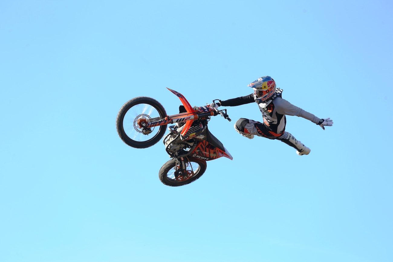 enfants qui feront la parade au Supercross