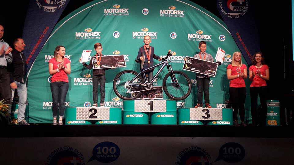 Des centaines de champions et de championnes de la moto célébrés à Payerne