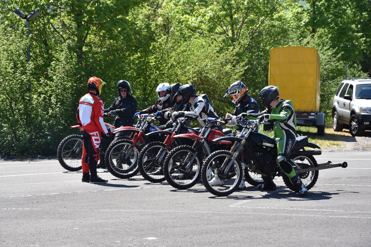 wheelie