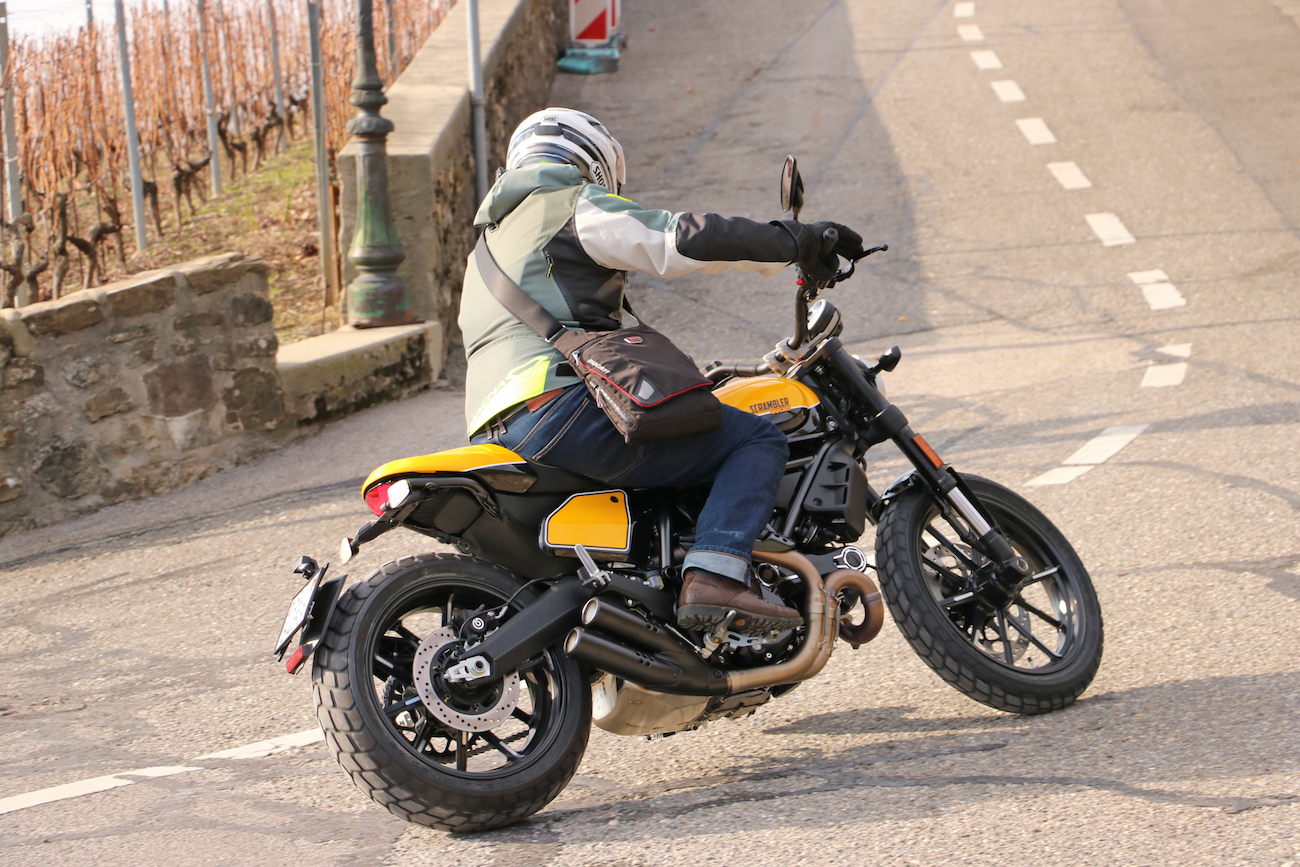 Scrambler Ducati Full Throttle