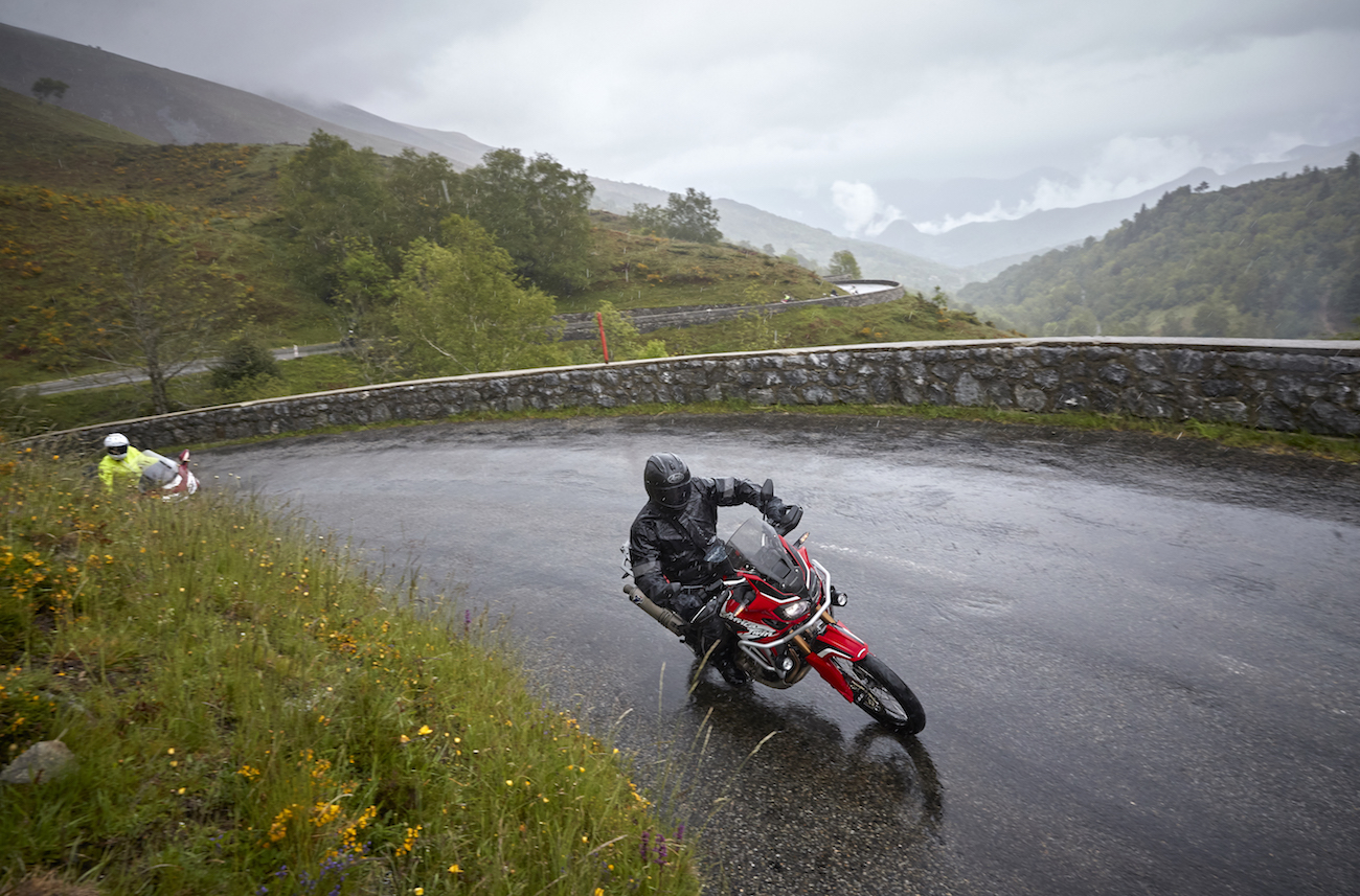 Honda sous la pluie