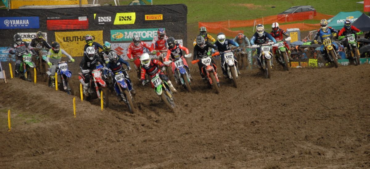 Les nouveaux champions suisses de motocross s’appellent Guillod et Betschart