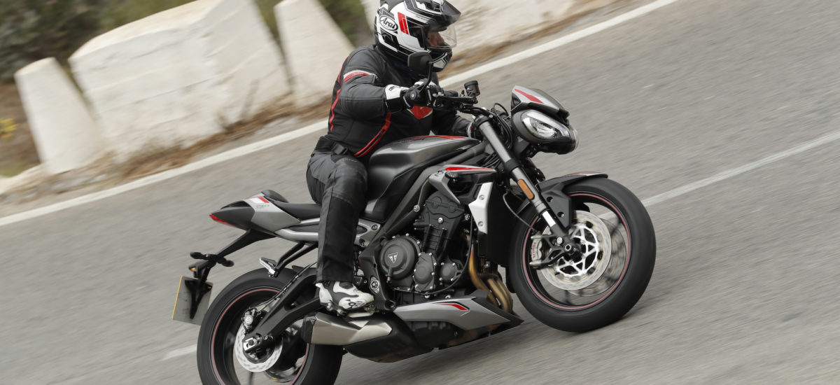 La nouvelle Street Triple RS est encore plus fun sur route