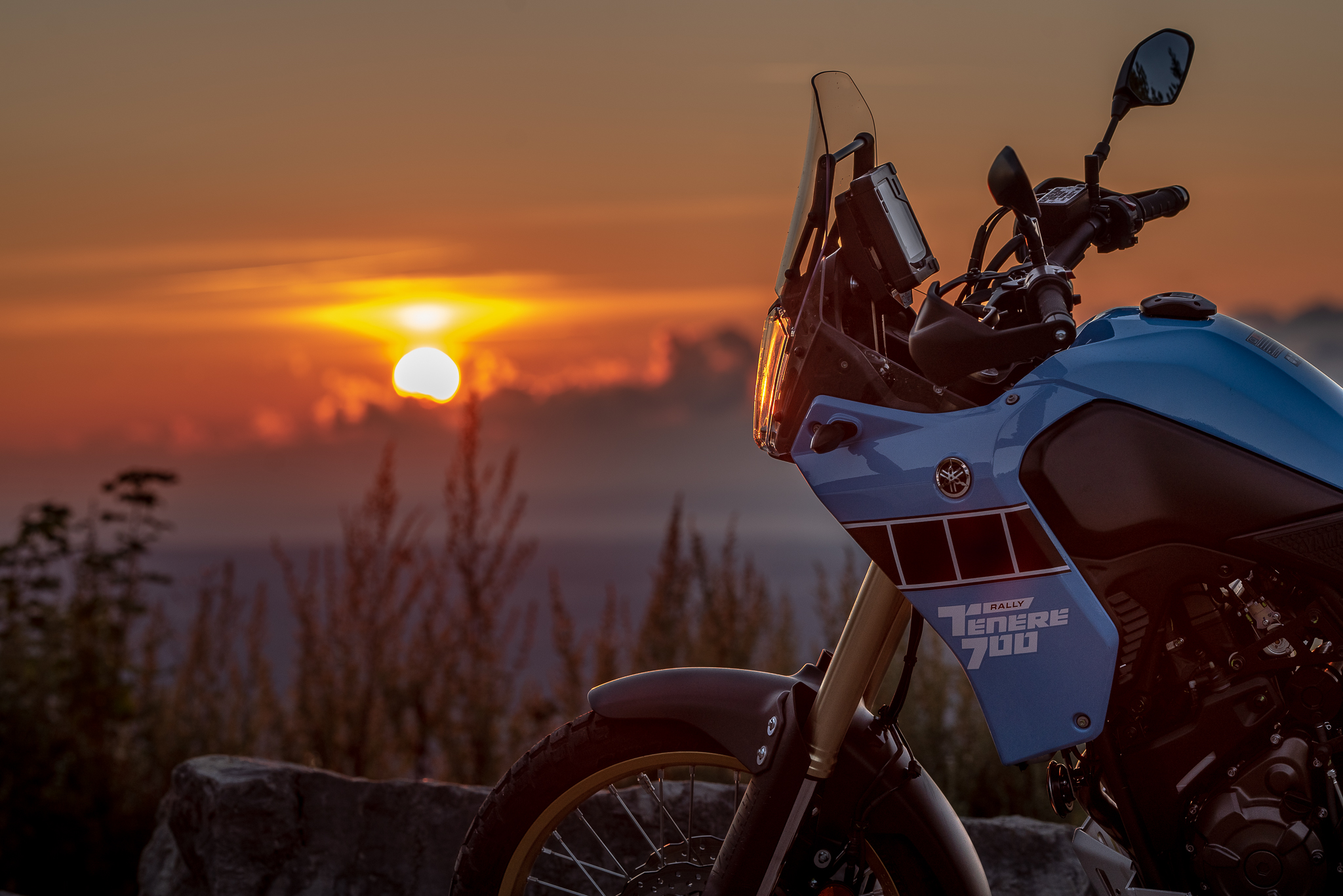 Yamaha Ténéré 700 Lever de soleil sunrise