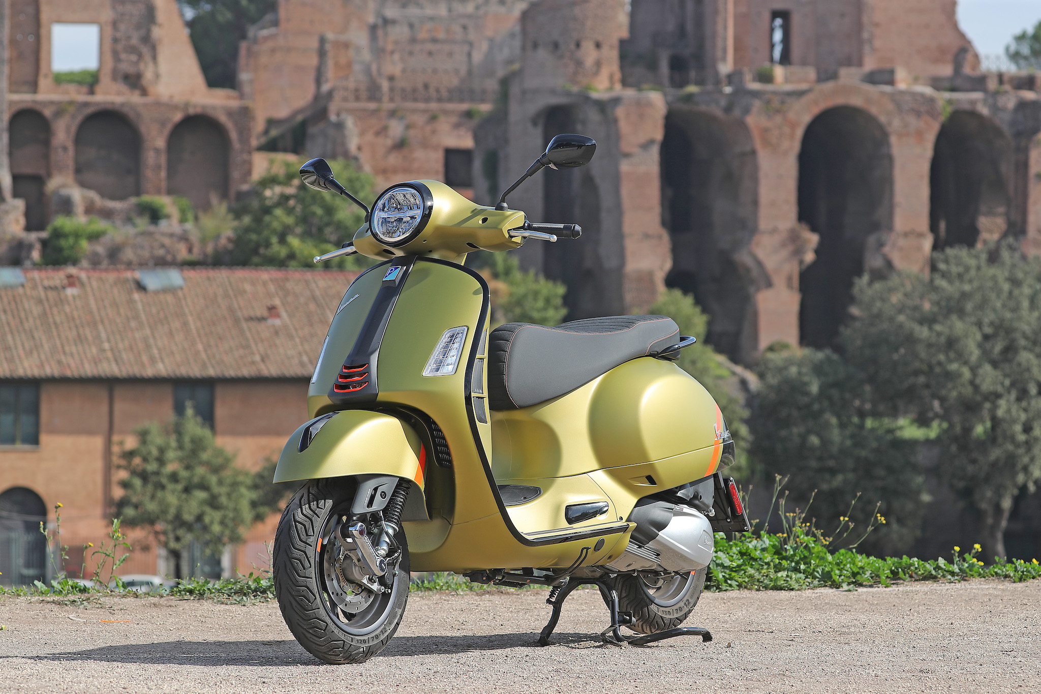 Vespa Supersport