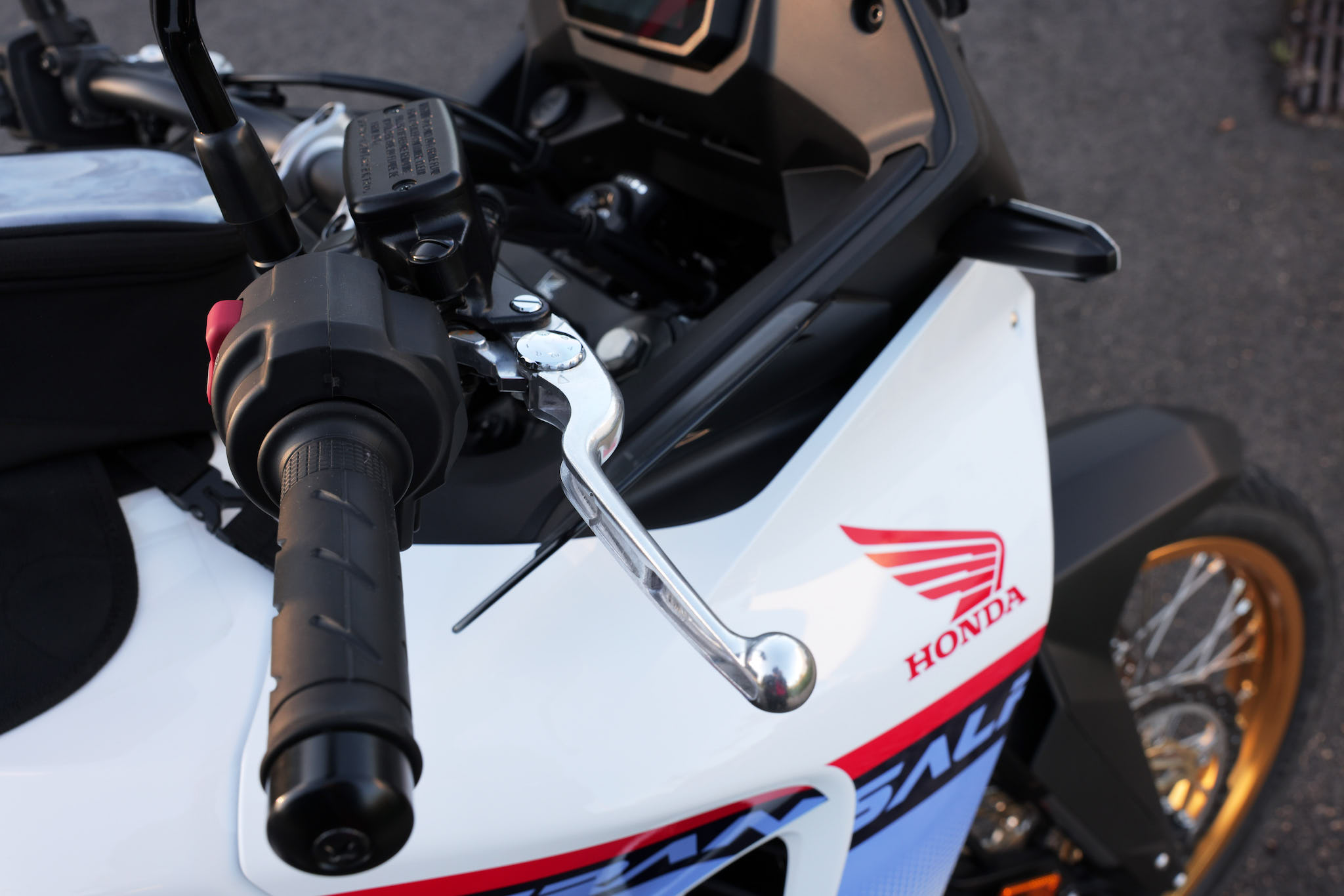 XL 750