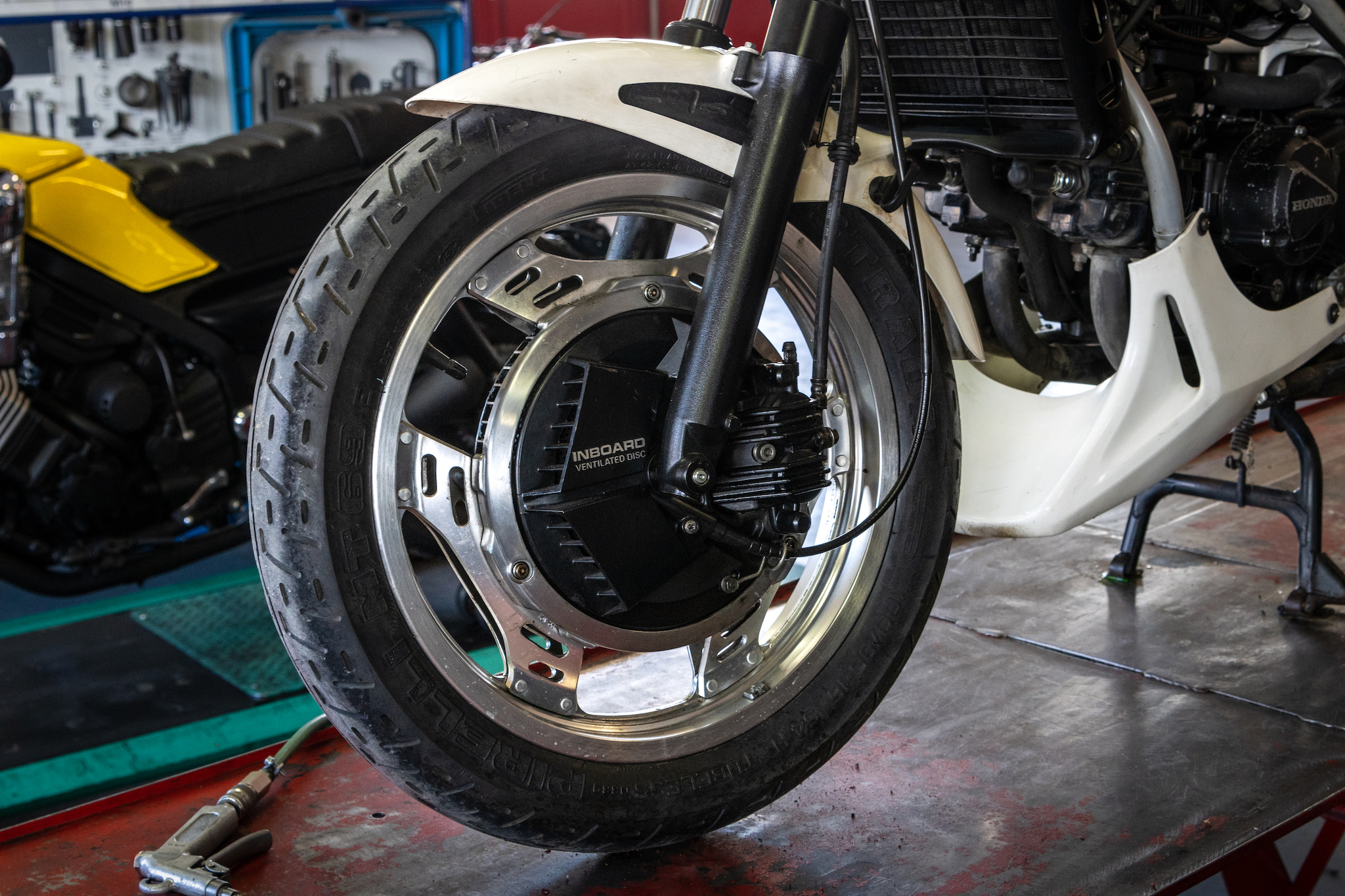 Honda MVX 250
