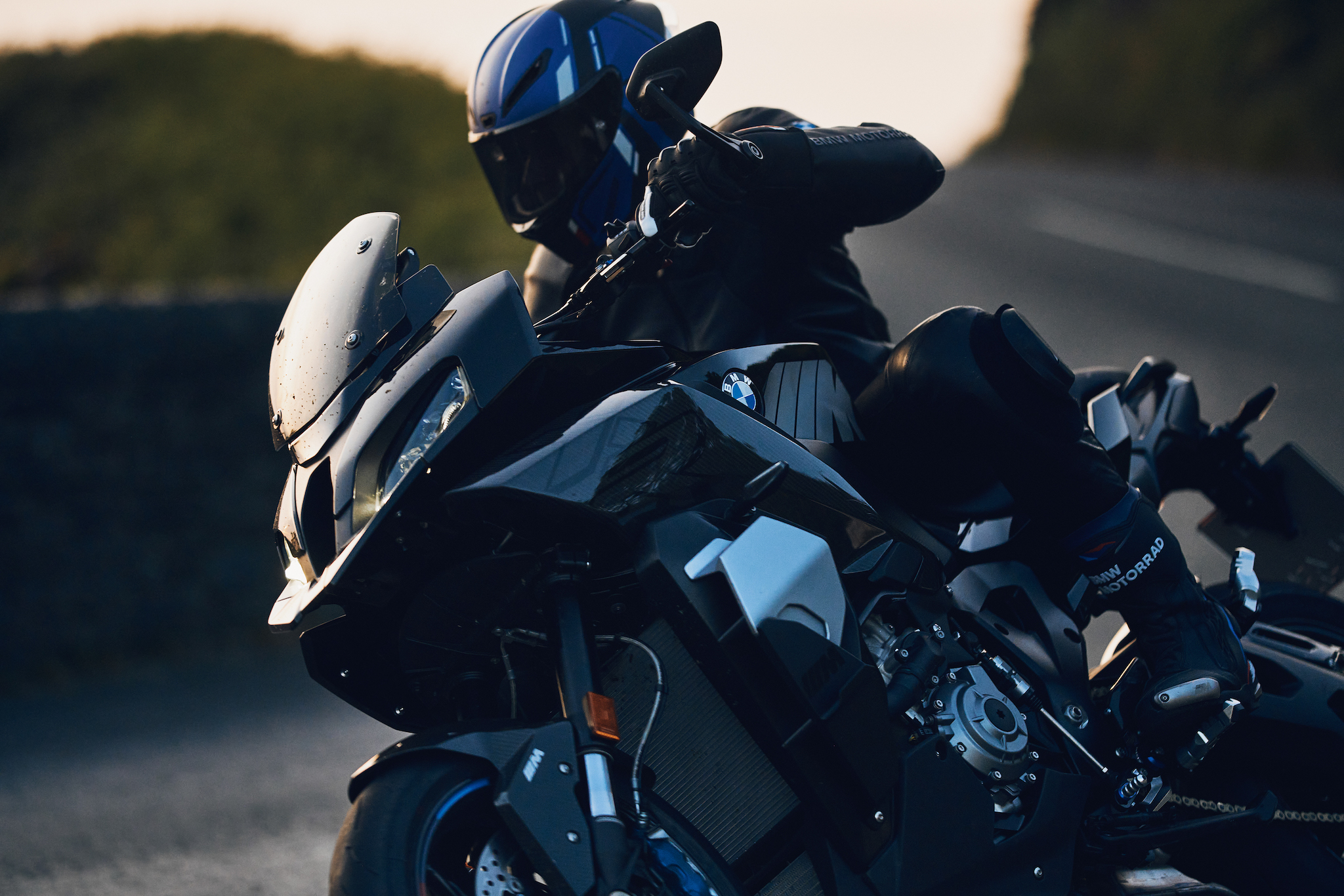 M 1000 xr