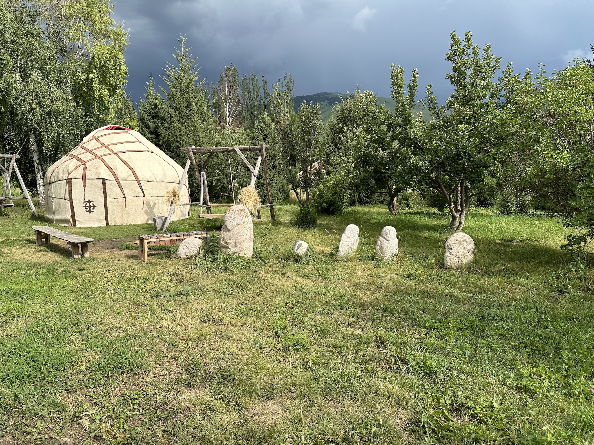 Ashu Guesthouse