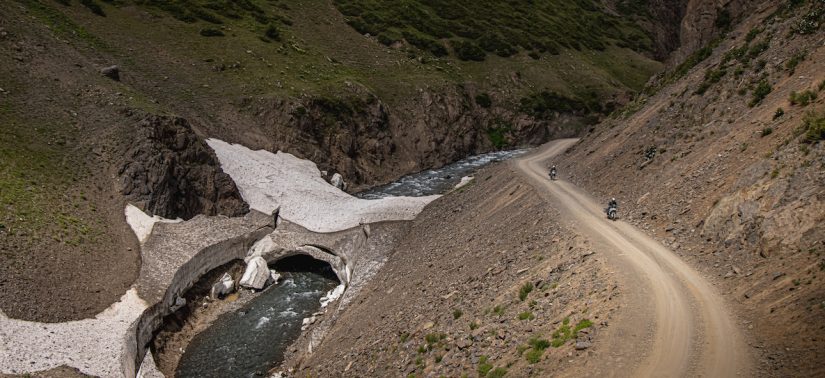 2400 km dans les montagnes somptueuses du Kirghizistan, 1ère partie :: Voyage organisé :: ActuMoto