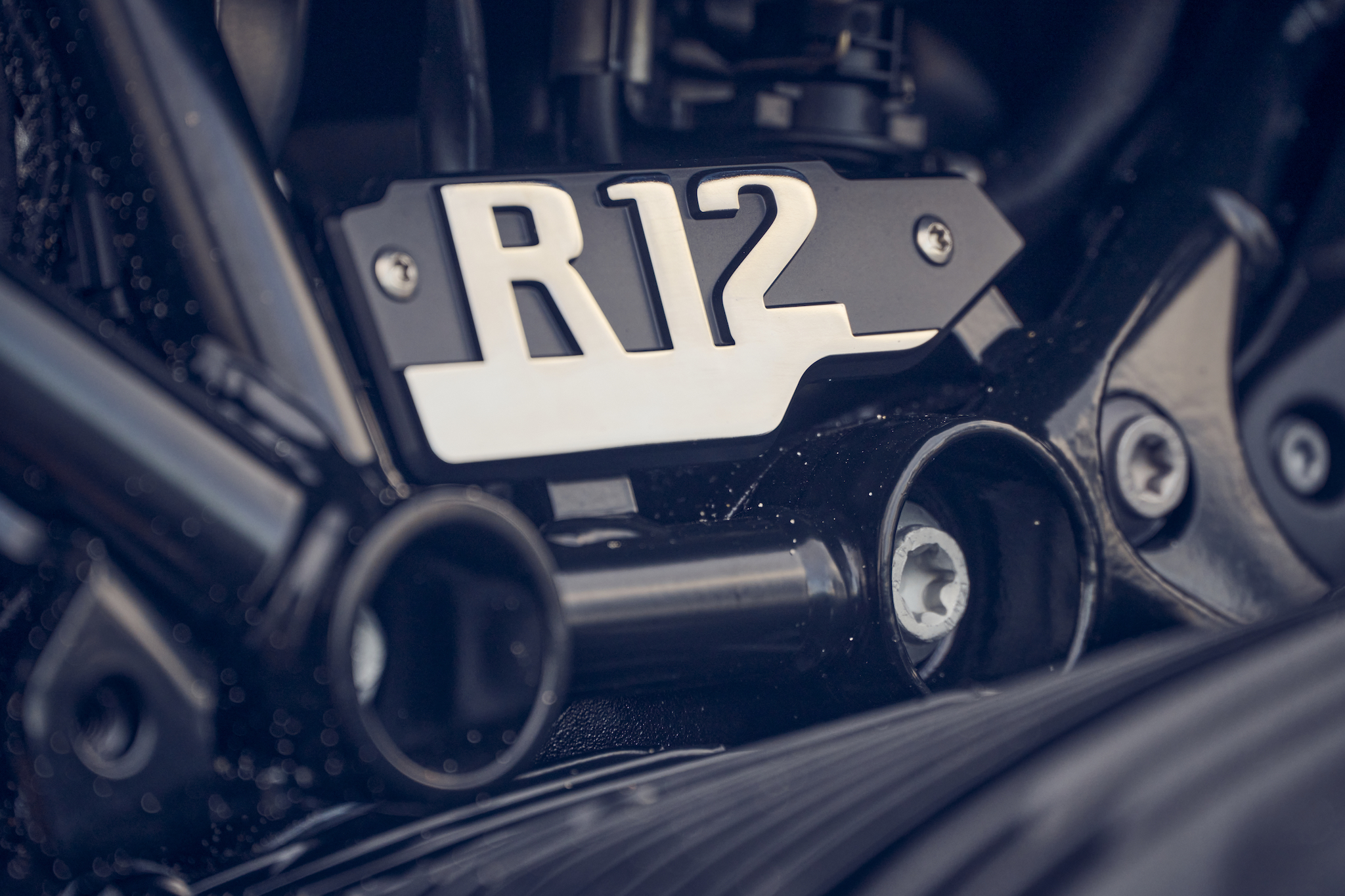 R12
