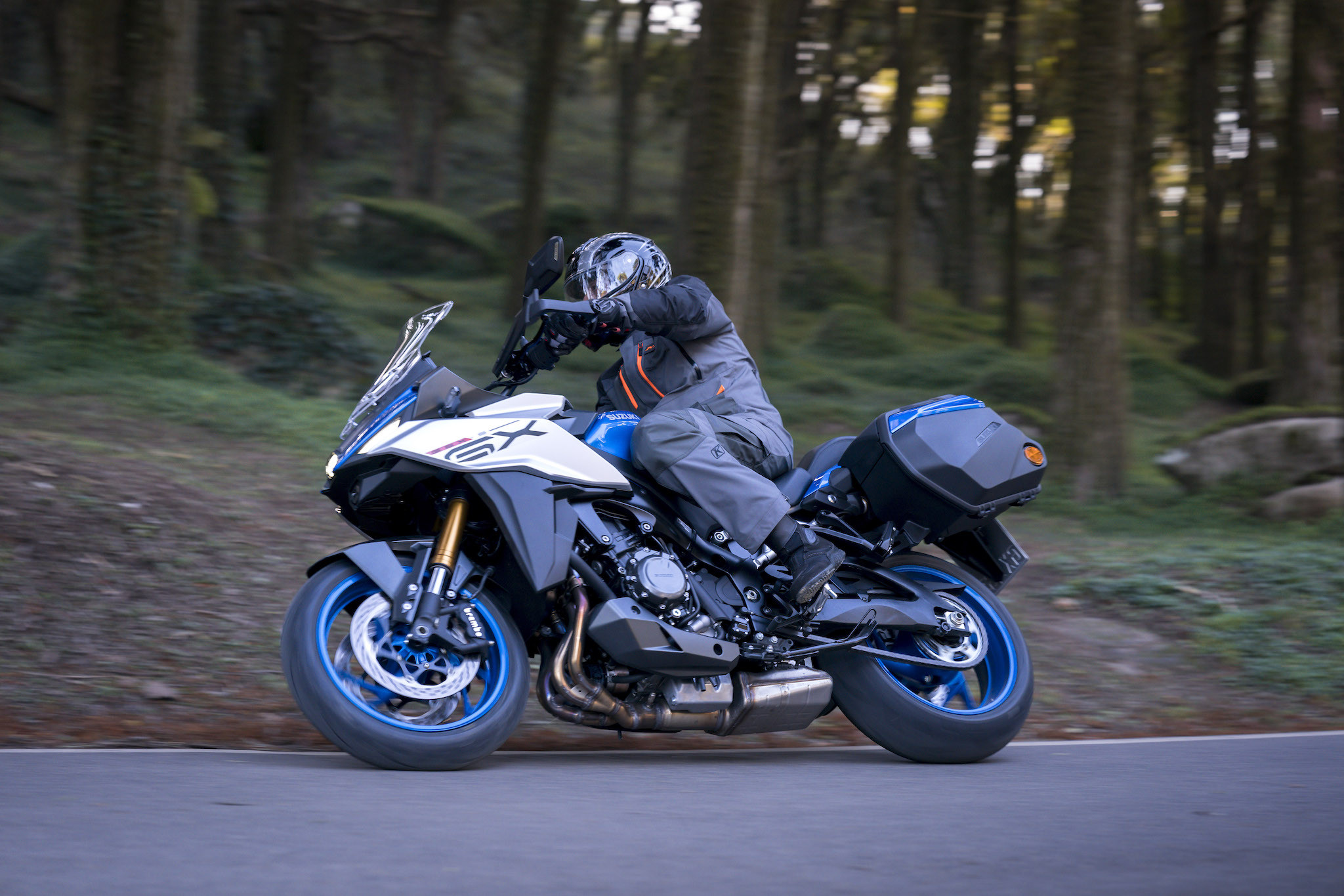 Suzuki GX
