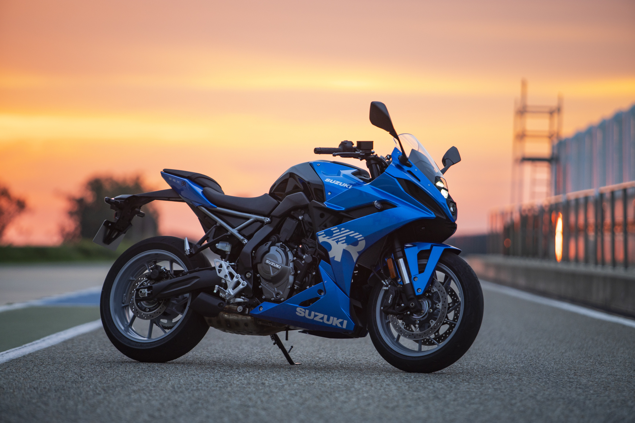 Suzuki GSX-8R