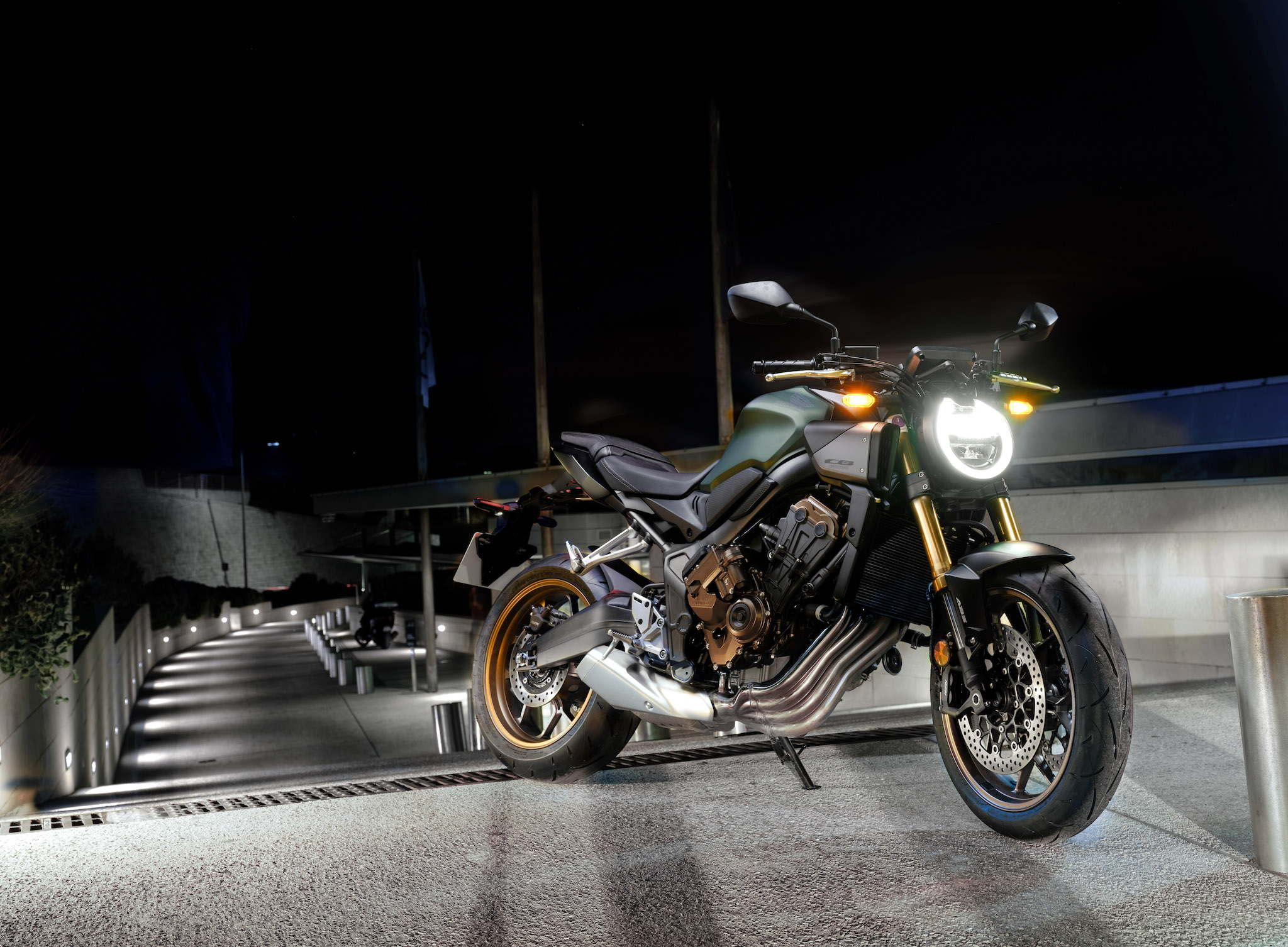 Honda CB650 R nuit