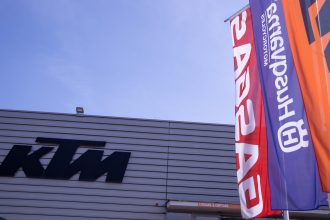 Nouvel arrêt de la production chez KTM en Autriche, pour trois mois, par « manque de pièces », selon les médias du pays; la procédure d’assainissement est toujours en cours; il faut trouver 600 millions d’euros d’ici à la fin du mois de mai