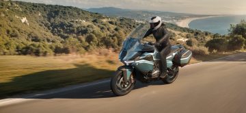 Nouveau moteur (1300) pour la BMW RT, mais aussi nouveau visage, et plus de potentiel sportif