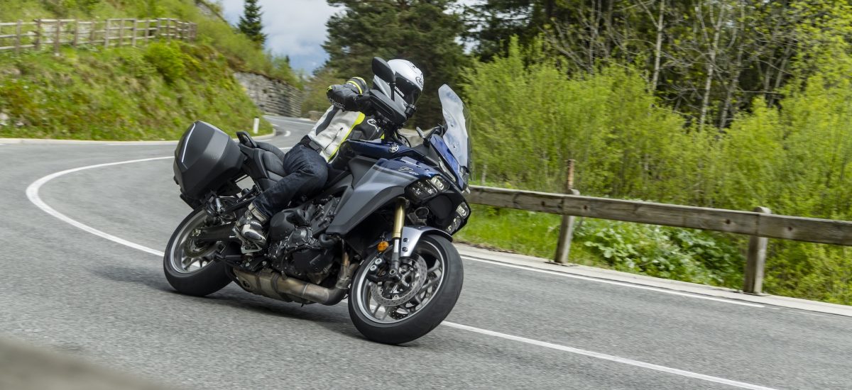 Essai – Yamaha Tracer 9 GT+, la technologie au service du grand tourisme