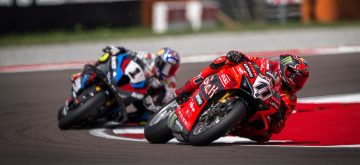 Superbike – Un week-end italien à oublier pour le suisse Aegerter, à chérir pour l’italien Bulega