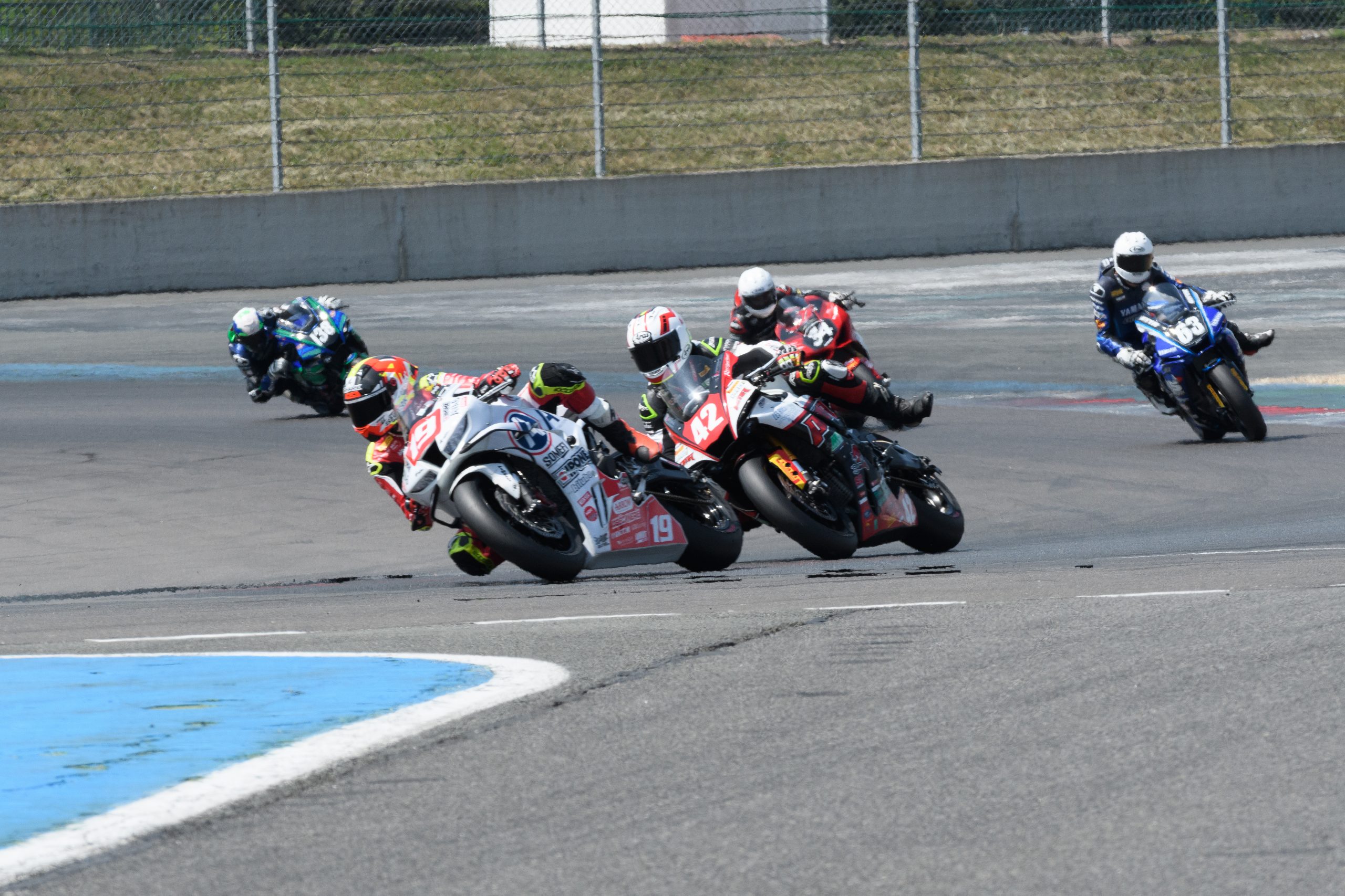 Vasta Magny-Cours