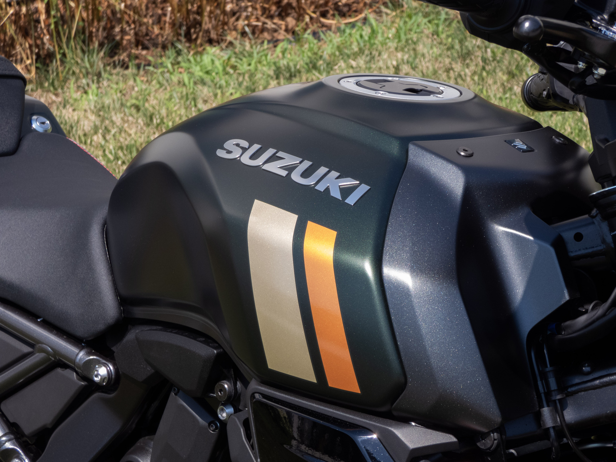Suzuki GSX-8T