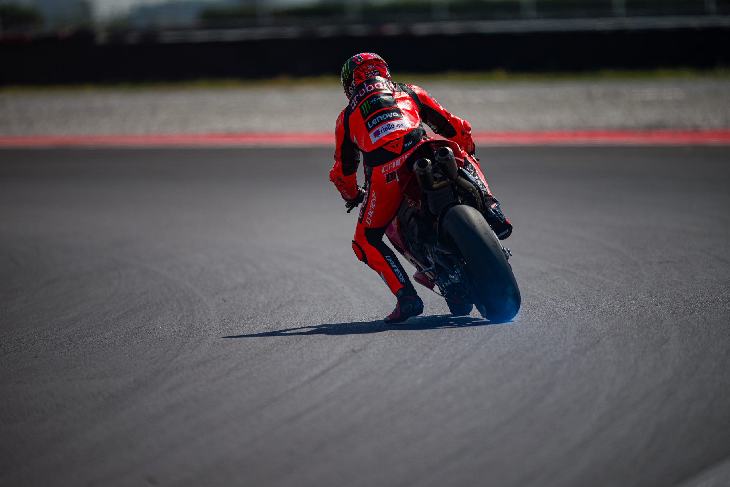 Panigale V4R