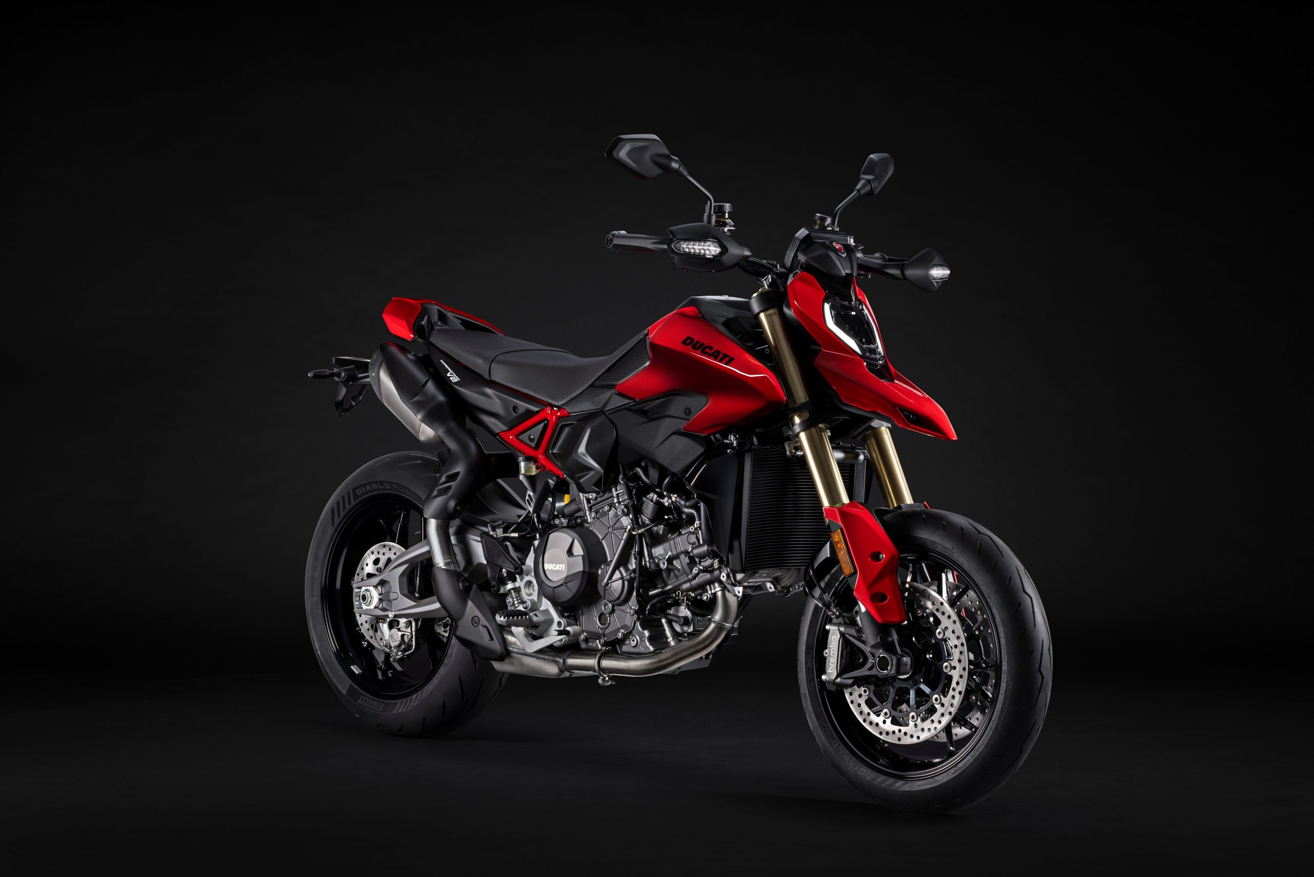 Ducati Hypermotard V2