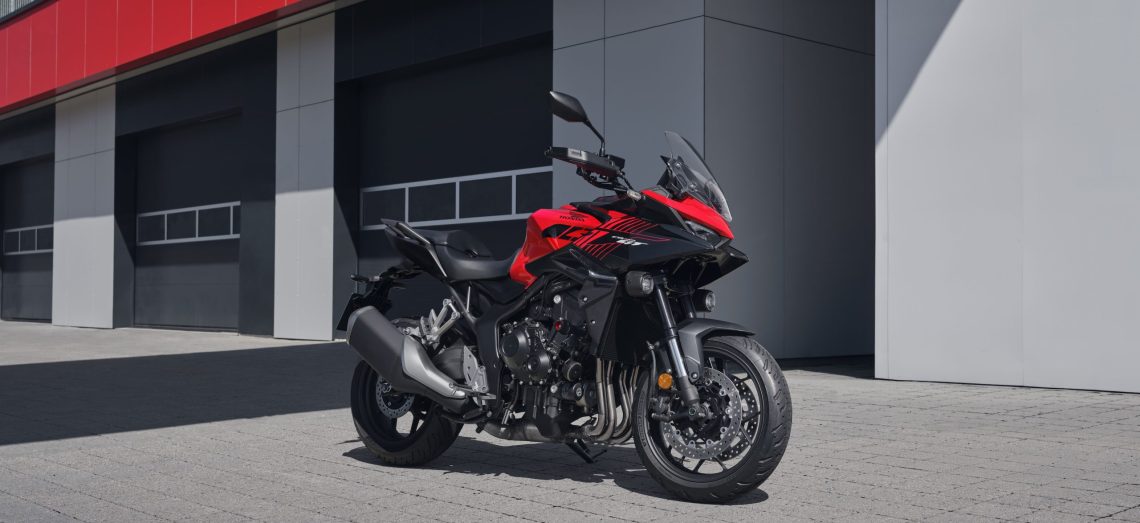 La production des nouvelles Honda CB 1000 GT et CB 1000 F a été arrêtée, puis a repris