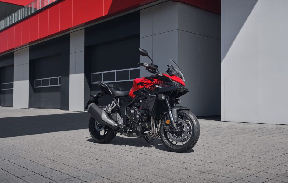La production des nouvelles Honda CB 1000 GT et CB 1000 F a été arrêtée, puis a repris