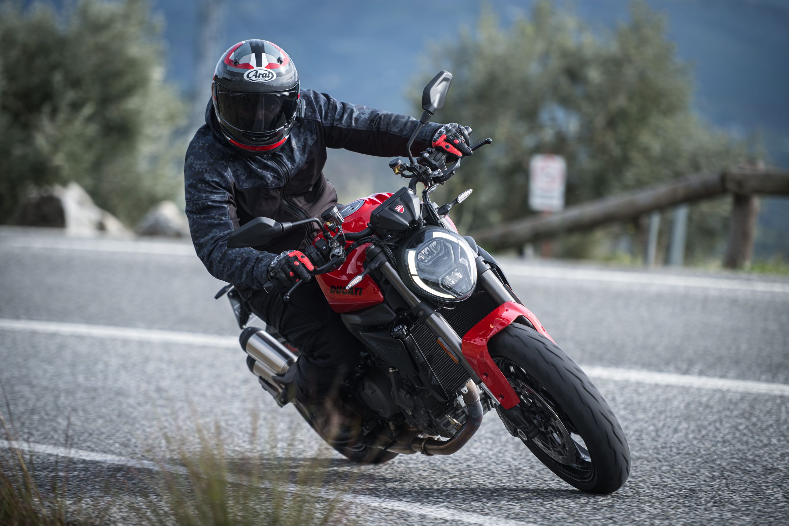 Ducati Monster V2