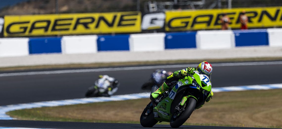 Supersport – Problèmes techniques pour Domi Aegerter sur sa Kawasaki à Phillip Island