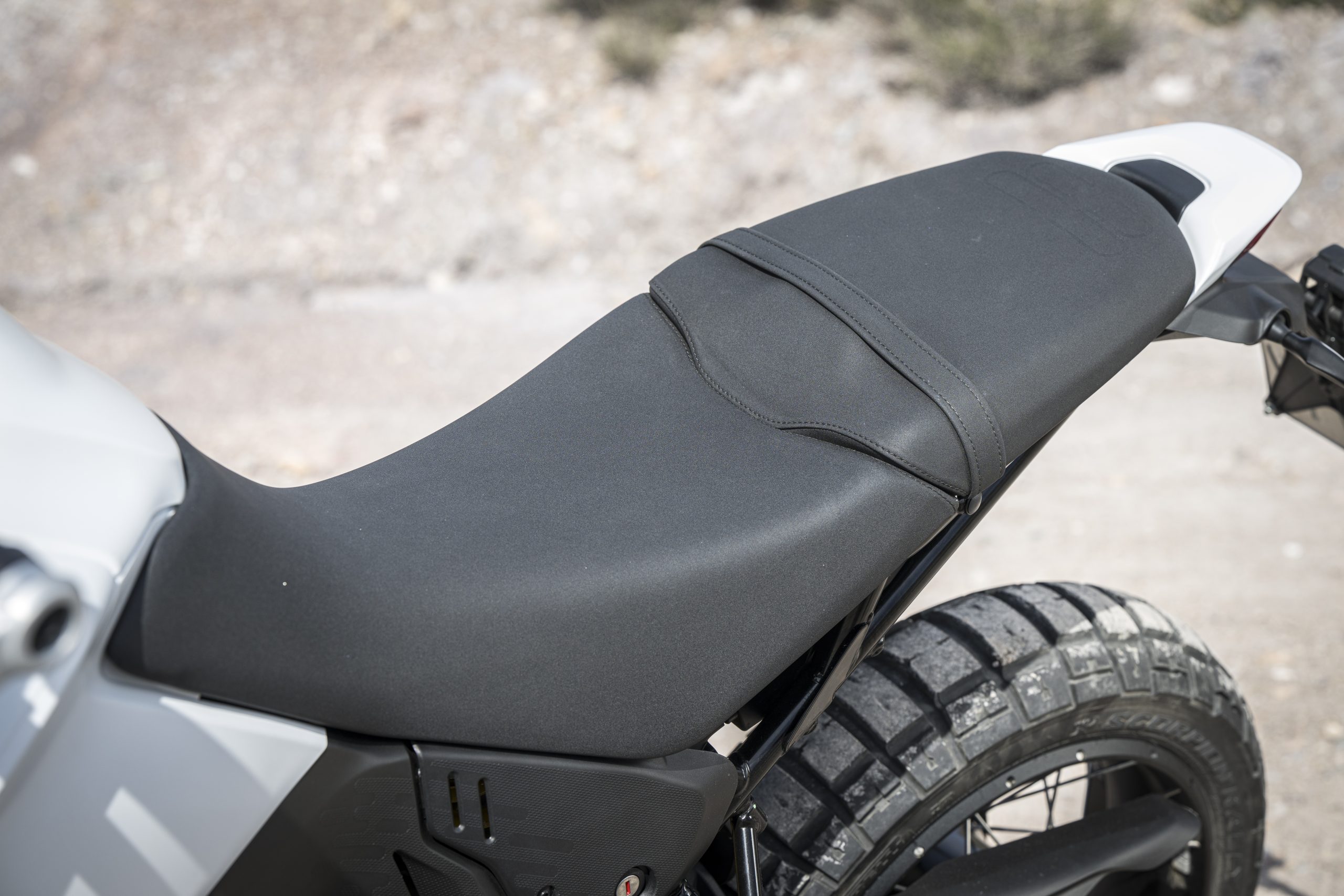 sa DesertX Ducati