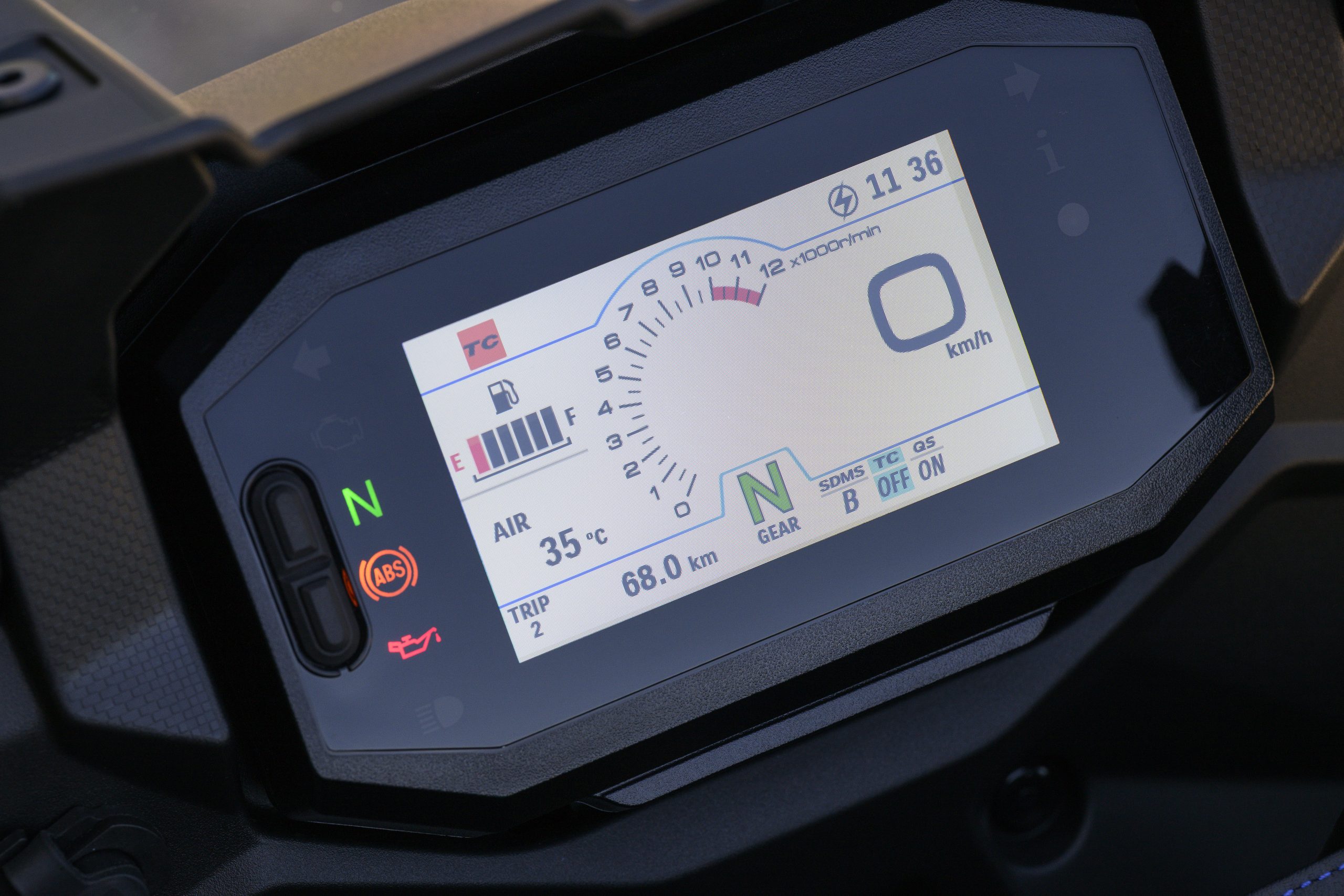 Suzuki SV-7 GX TFT