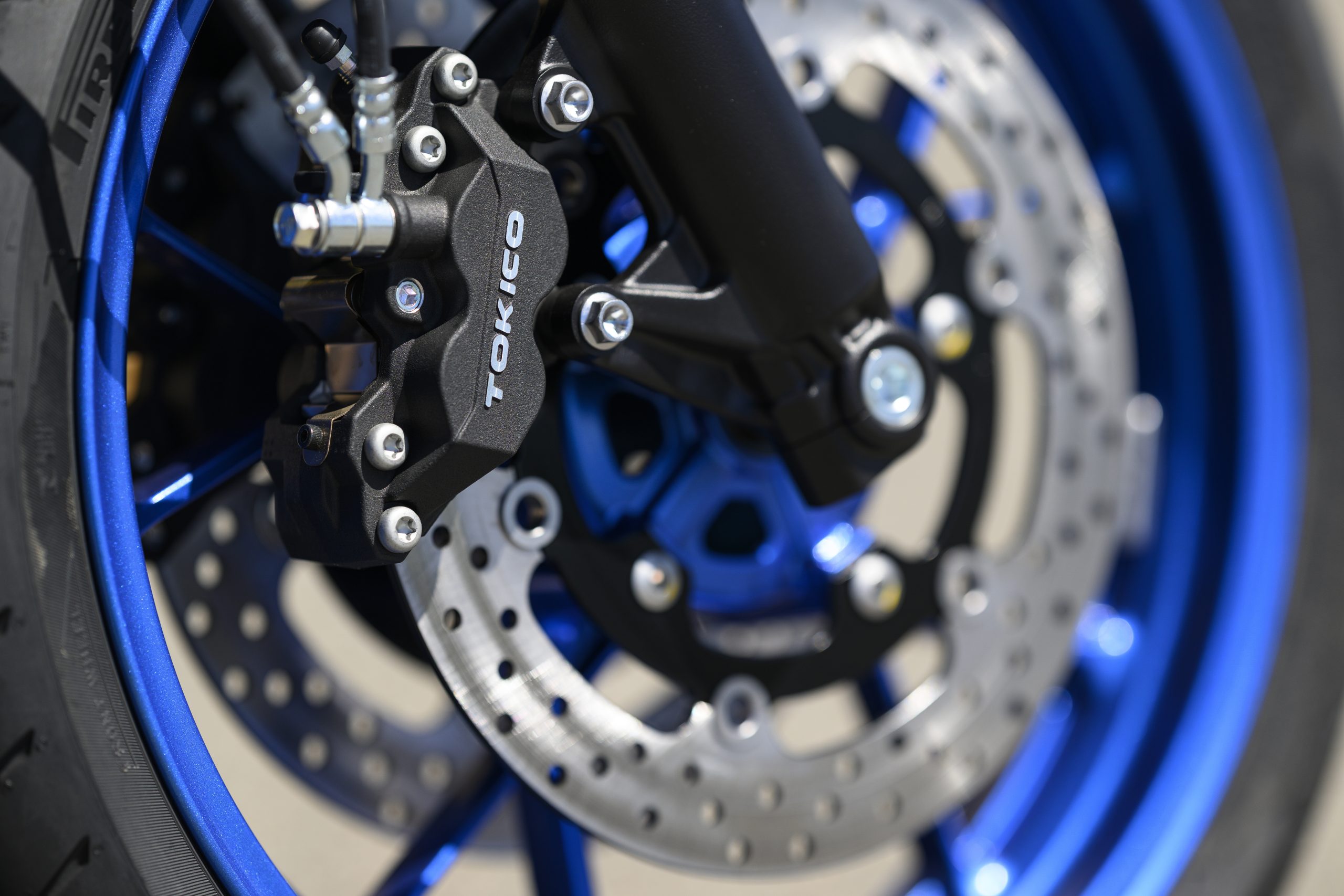 Suzuki SV-7 freins